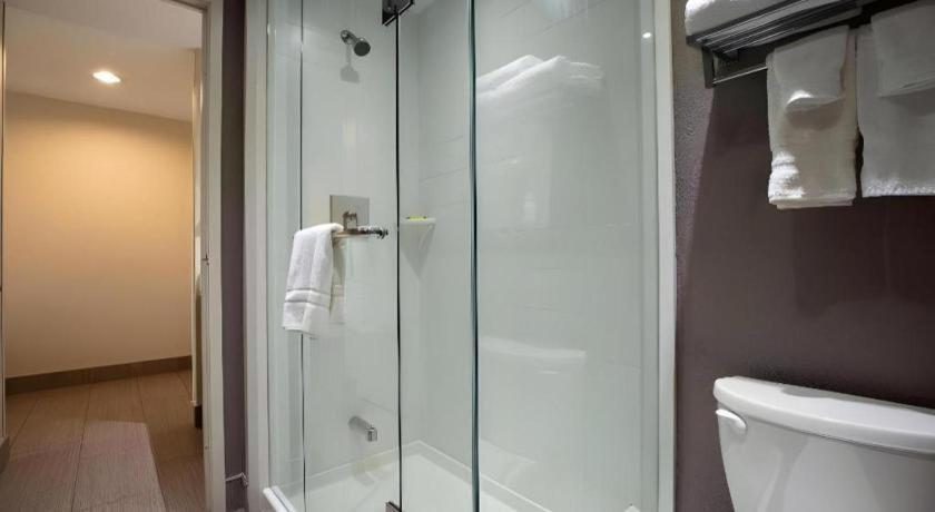 Best Western Plus Executive Inn Toronto Eksteriør bilde