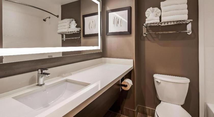 Best Western Plus Executive Inn Toronto Eksteriør bilde